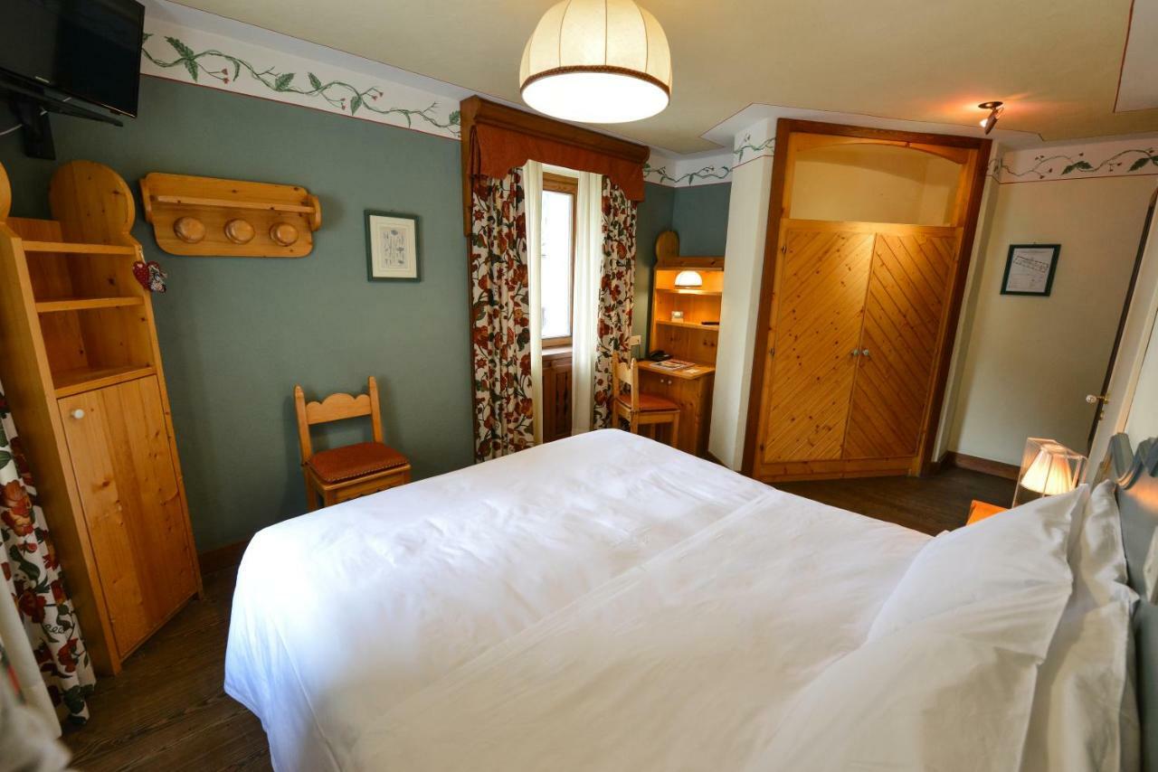 Hotel Du Grand Paradis - 1899 Auberge Boutique Cogne Luaran gambar