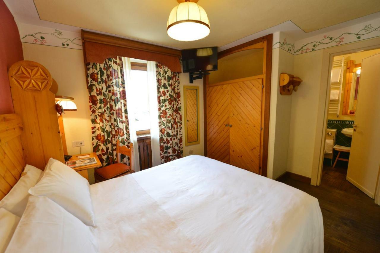 Hotel Du Grand Paradis - 1899 Auberge Boutique Cogne Luaran gambar